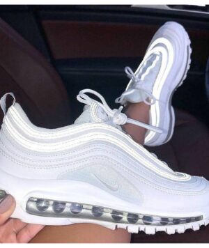 me too shoes stylist