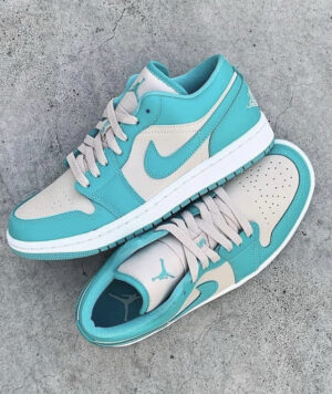 52060739-4DC8-41B1-B207-FB40DC52D361